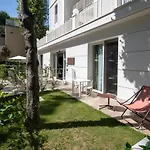 Aparthotel Elegance 4*