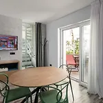 Elegance 4*