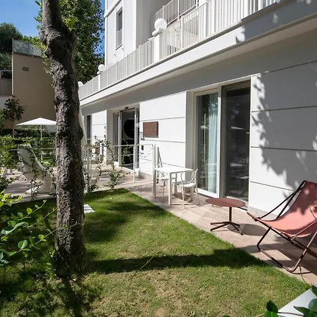 Ξενοδοχείο με διαμερίσματα Elegance 4*