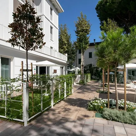 Aparthotel Elegance