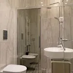 Elegance アパートホテル