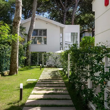 Elegance Ριτσιόνε
