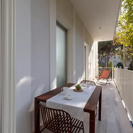 Elegance Hotel apartamentowy Riccione