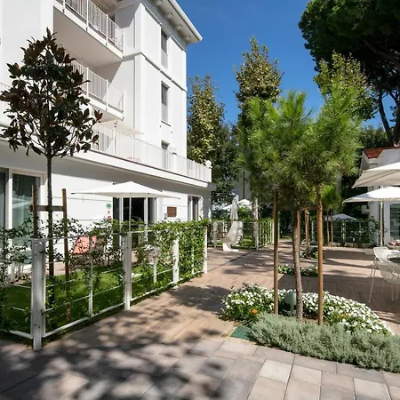 Elegance Hotel apartamentowy