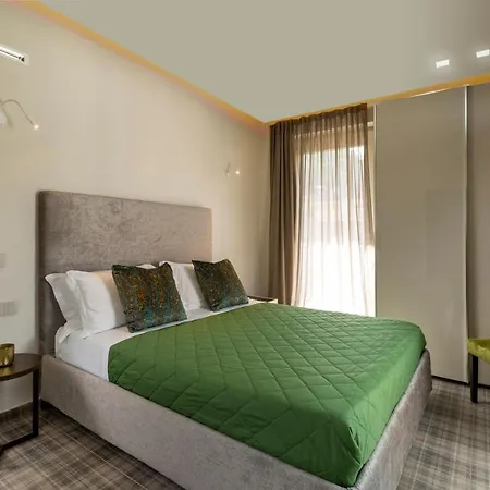 Elegance Ξενοδοχείο με διαμερίσματα 4*
