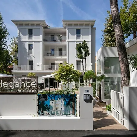 Elegance Ριτσιόνε