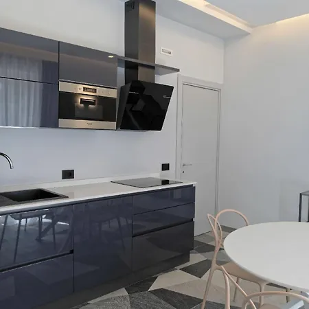 Elegance Ριτσιόνε