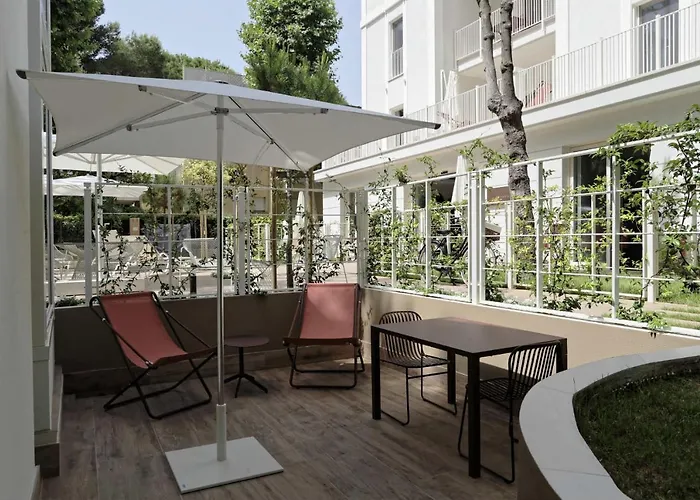 Aparthotel Elegance 4*